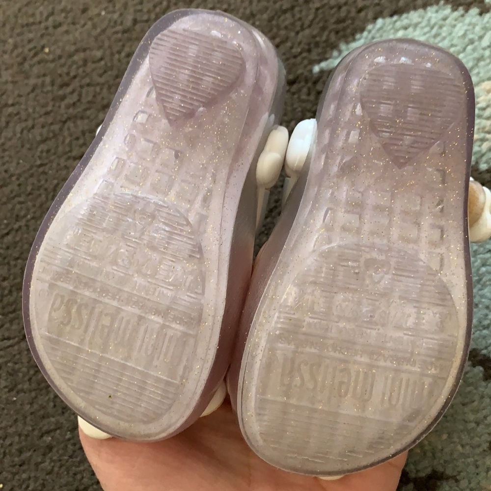Mini Melissa size 5 unicorns - Picture 2 of 2
